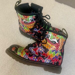 Dr Martens Girls Delaney Boot Psycho Tattoo Size 9 Japanese multicolor Docs